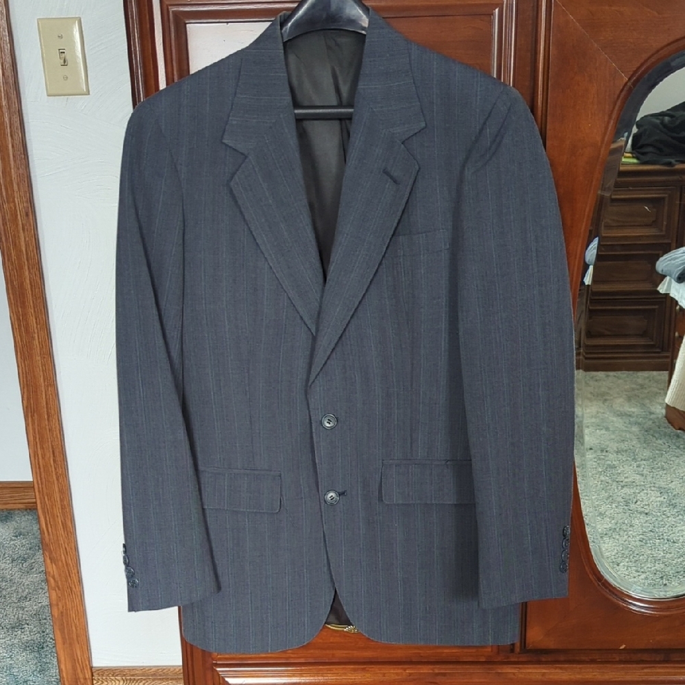 Classic Gray Men's Blazer